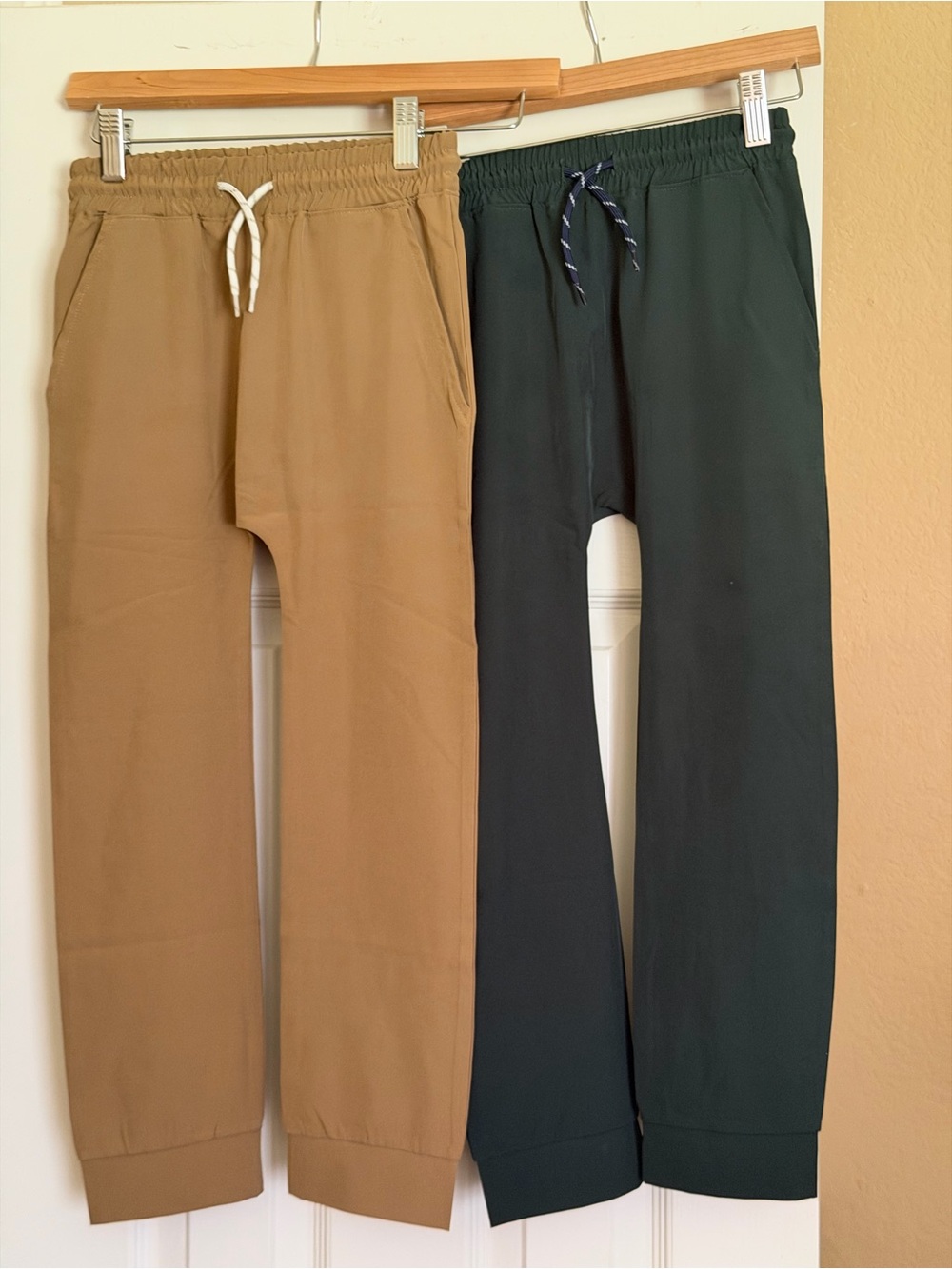 Little Paper Boat Campbell Jogger Pants Bundle Boys Sz 7 EUC preppy kids clothes